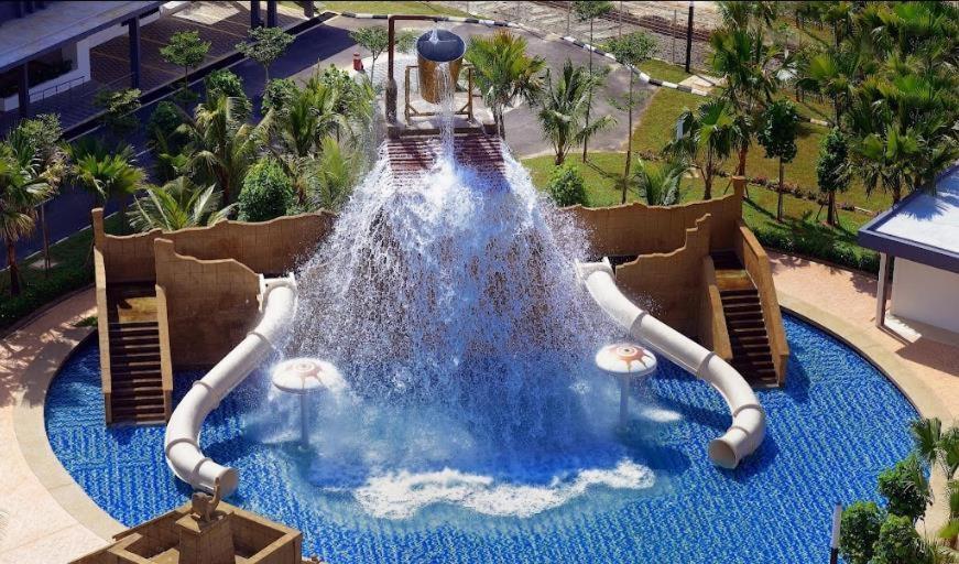 Sea View Water Theme Park At Swiss Garden Residence - 2 Bedroom Apartment Kuantan Eksteriør billede
